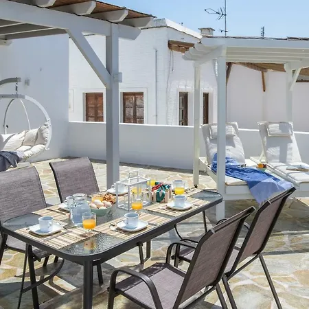 The Veranda Of Gavrion-exclusive, Centrally Located With Seaview 別荘 *