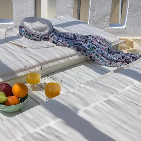 The Veranda Of Gavrion-exclusive, Centrally Located With Seaview * Gavrio