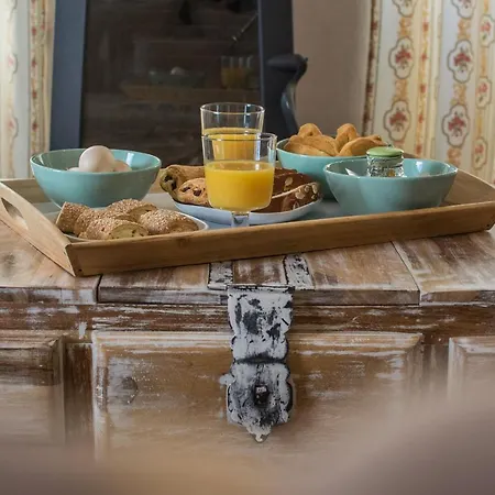 The Veranda Of Gavrion-exclusive, Centrally Located With Seaview * Gavrio