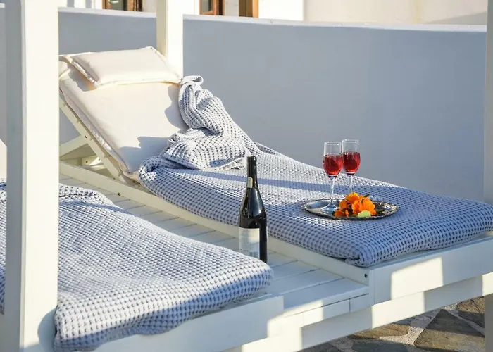 The Veranda Of Gavrion-exclusive, Centrally Located With Seaview 가브리온